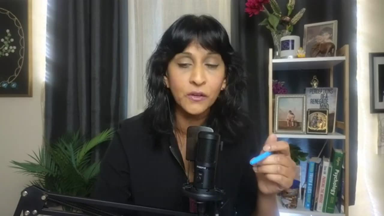 Что в этих вещах_ с разоблачителем фармы Сашей Латыповой