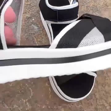 Women'S Summer Mesh Cross-Strap Sandals with Hook & Loop Closure