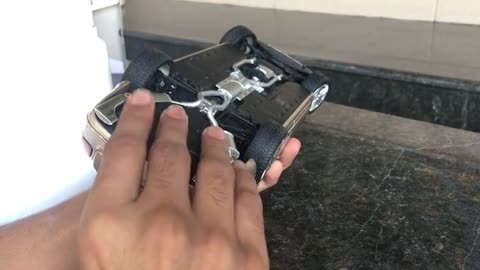 Bentley Unboxing-Bentley Mulsanne-Rastar 118-mini mulsanne_part2