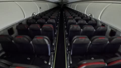 Detailing the interior of a 737-800 VLOG
