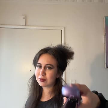 What’s your favorite almond milk? #pilates #weights #armworkouts #fyp #besties #latina @JVN Hair