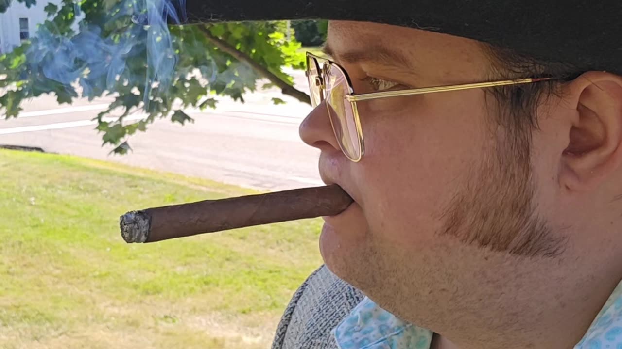 Cheap cigar.