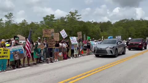 🚩 Florida liberals protest Alligator Alcatraz detention facility construction