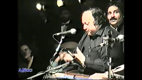 Tum_Ek_Goorakh_Dhanda_Ho_-_Ustad_Nusrat_Fateh_Ali_Khan_-_OSA_Official_HD_Video(0)
