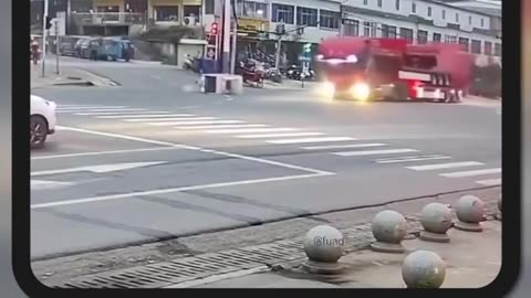 📱😂 Bluetooth Fails to Connect, Chaos Ensues! Accident Via Bluetooth | FunFM