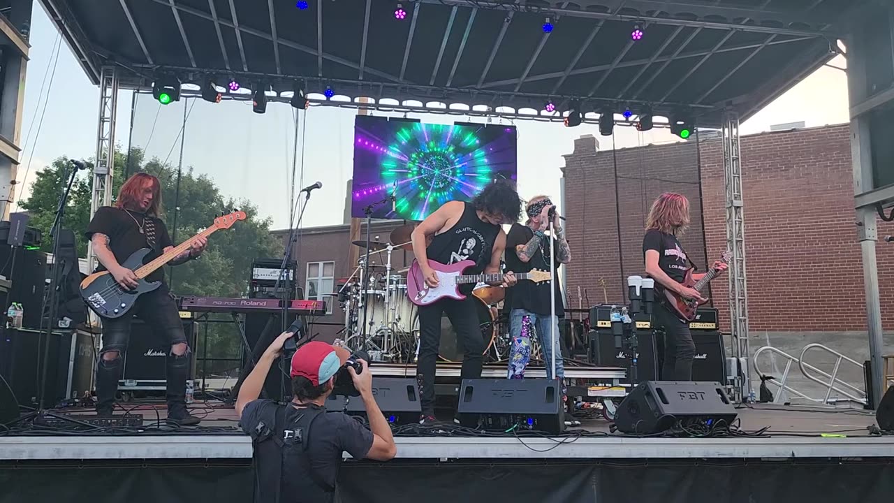 Jack Russell's great white ( live)