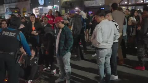 Crazy Brawl: Girls Fight on 6th Street in Austin, TX – January 22, 2023