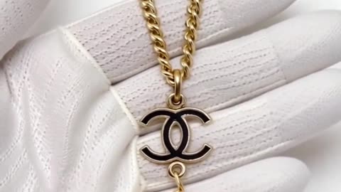 CHANEL Chain Pendant Necklace