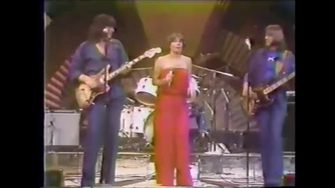 Hamilton Joe Frank & Reynolds - Falling In Love (video editado) (480p)