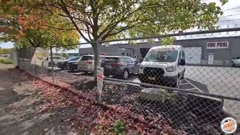 SCHOOL TRANSPORT COMPANY THINKS _I'M A COP!!!(1080p)