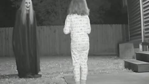 Little girl throw ball