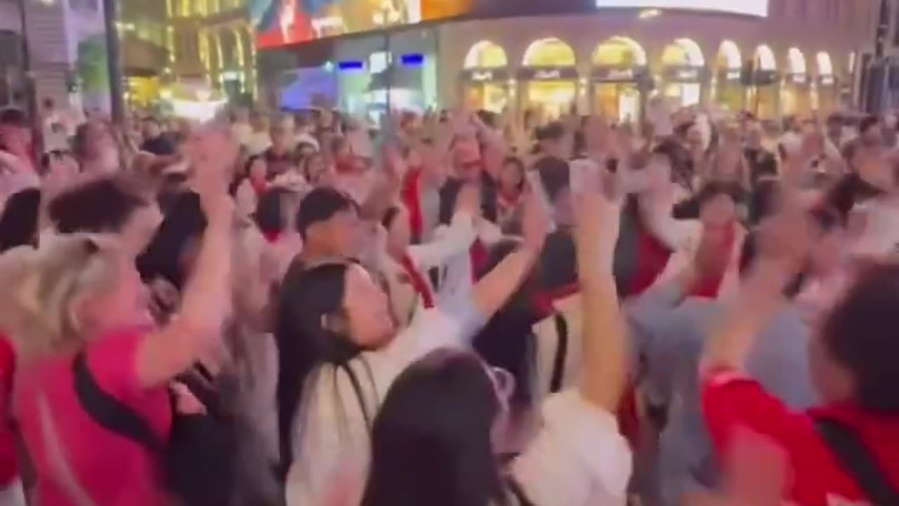 Хришћани у Лондону изашли на улице!