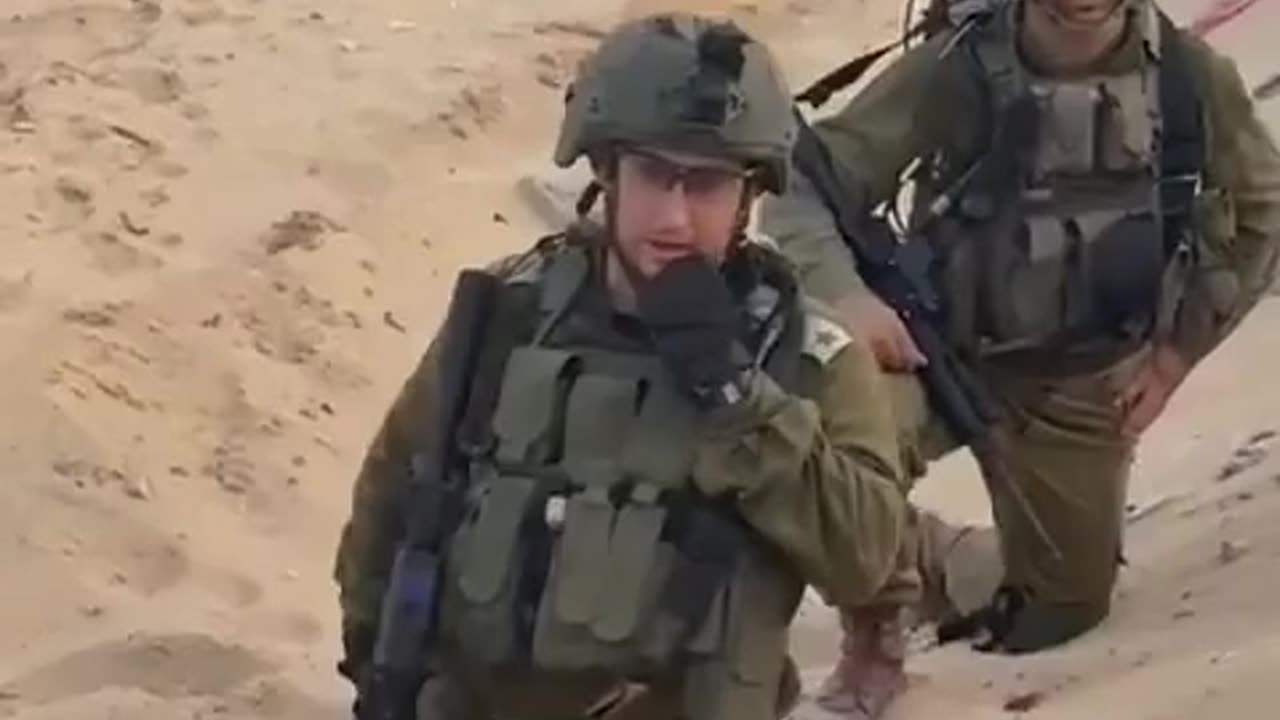 The occupation army carries out a bombing operation in the Gaza Strip