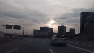 FUNKY SKY IN THE CITY