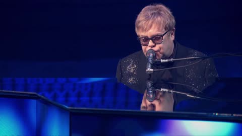 I Guess That's Why They Call It the Blues - Elton John (live)