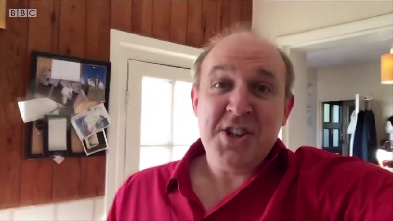 🤣🖼️ Wait For The Ending... Picture of My Mum on My Fridge! | FunFM