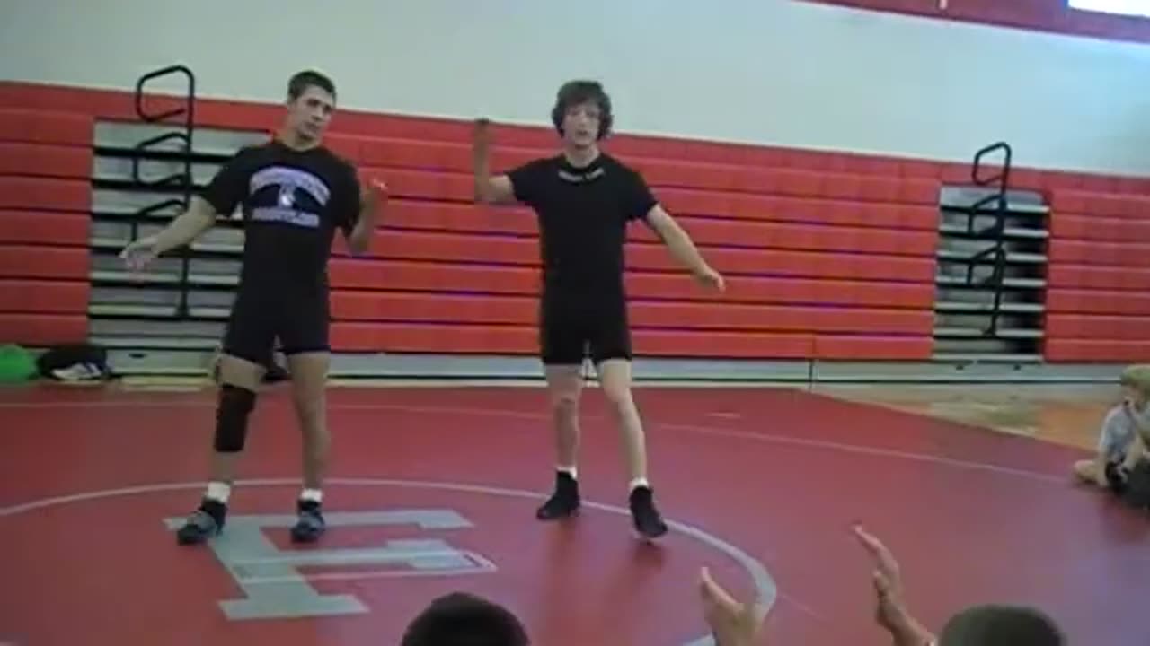 Welch Chain Wrestle from Inside Trip