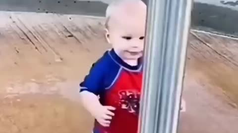 FUNNIEST BABY😊