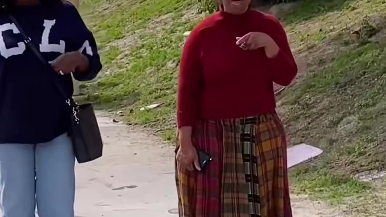 😮🛹 Unbelievable Moment! Lady Can't Believe It... | SkateNation