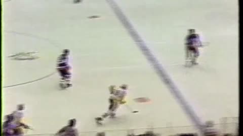 NHL 1982 PLAYOFF GAME #3 NEW YORK ISLANDERS AT PITTSBURGH PENGUINS