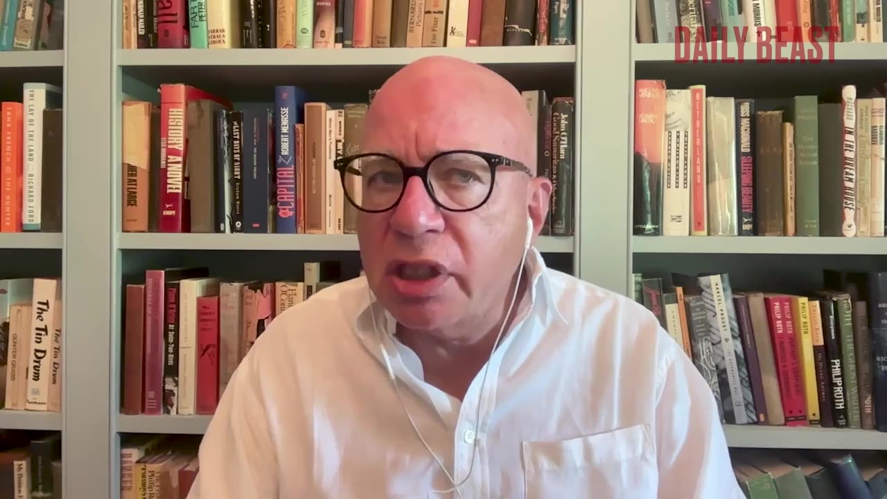 TRUMP HELD TALKS ON PARDON FOR GHISLAINE MAXWELL: BIOGRAPHER 💥