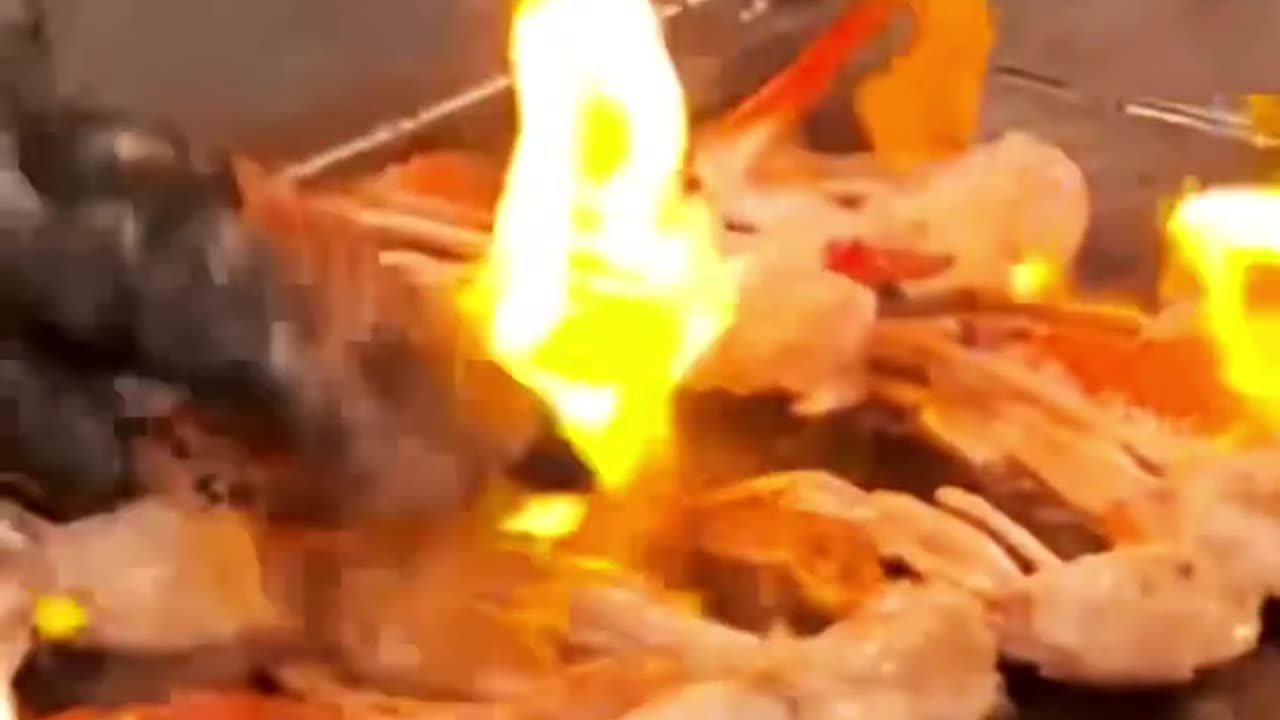 Asian seafood, grilled crab, asian street food
