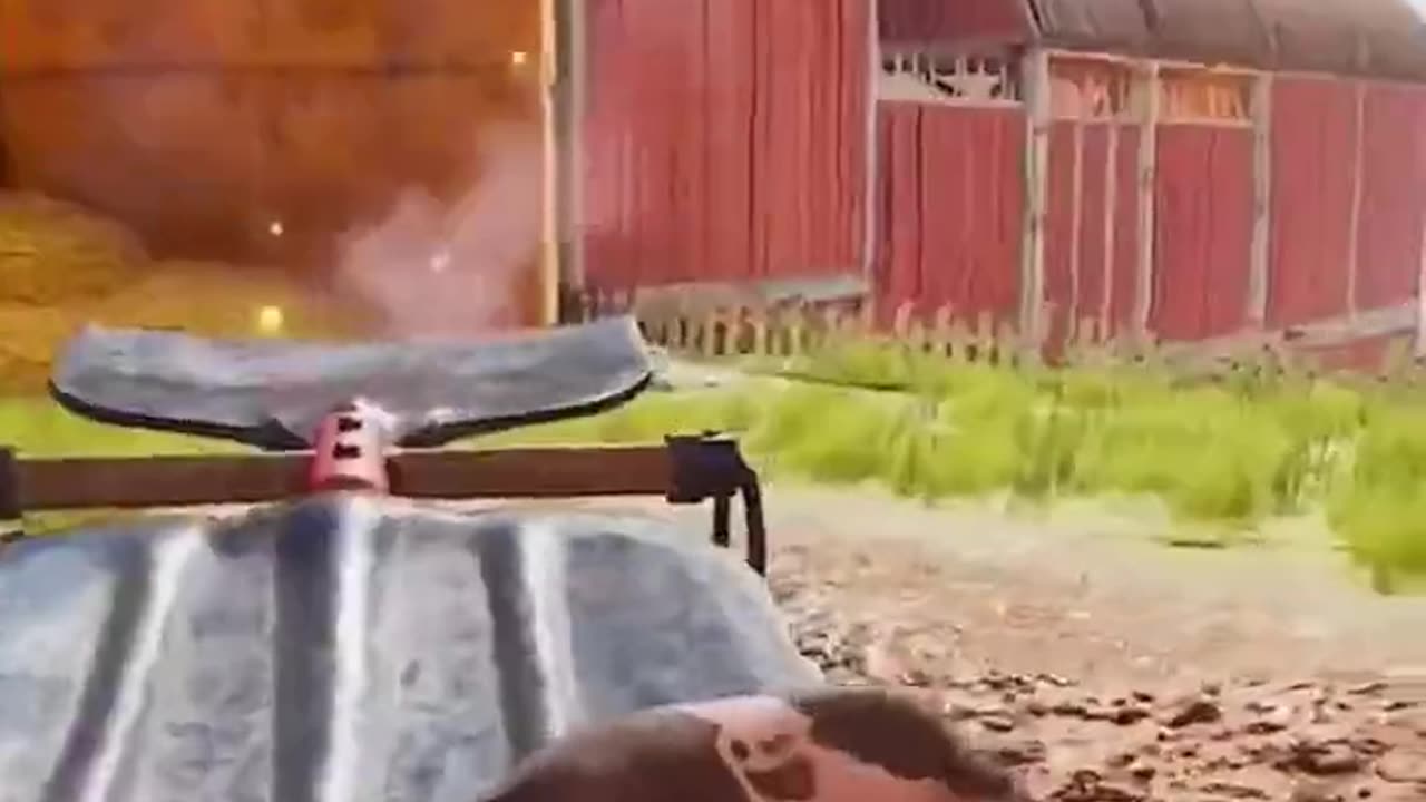 Fart powers vs spring jumps 🐷💨🌀 Who will fly higher in this crazy pig race 🤣🚀👀 #gaming