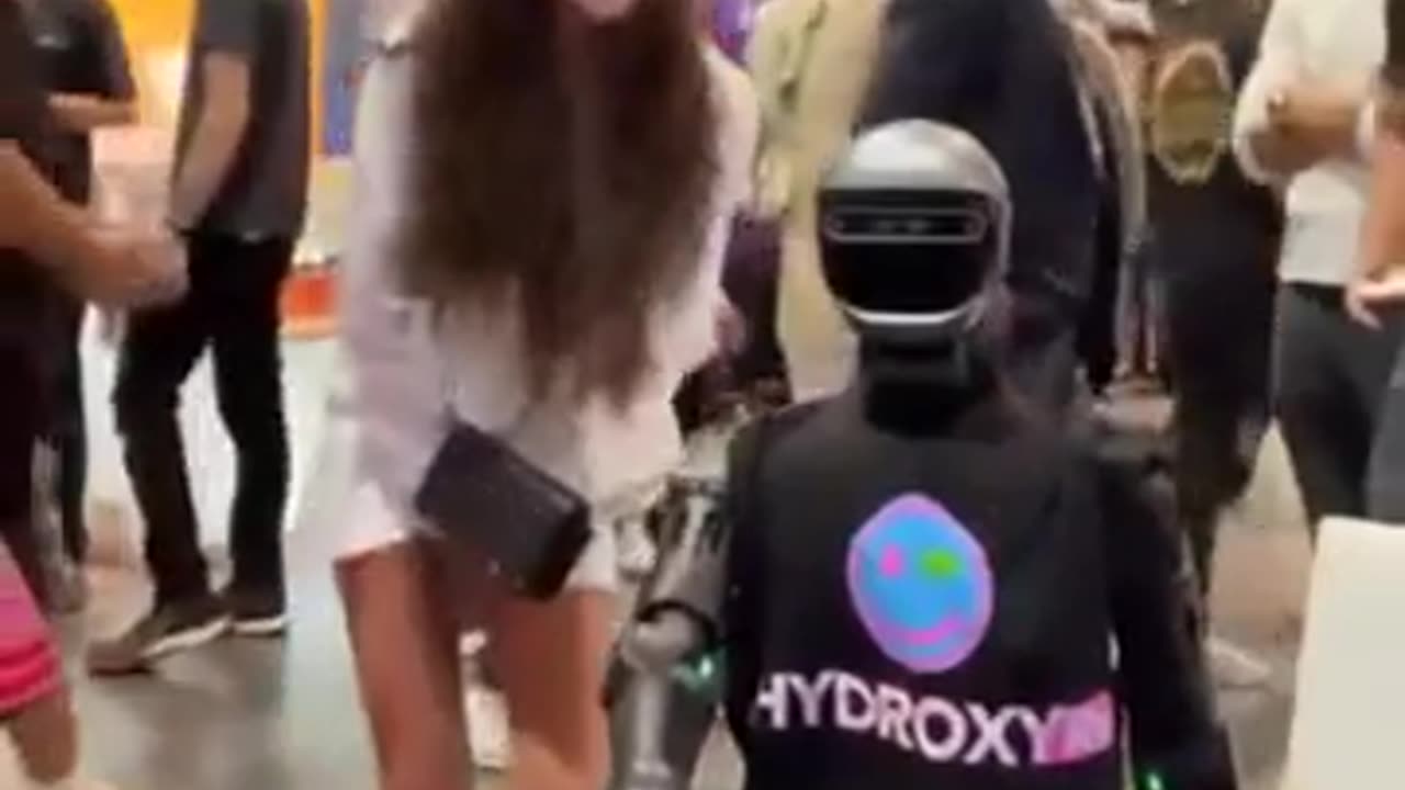 😱💻 This Robot's HILARIOUS Rebellion is Unstoppable! | FunFM