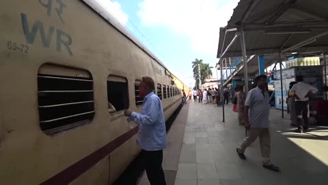 India: Nobody Should Live Like This — A Harsh Look at Reality