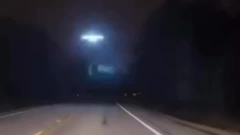 Mysterious Phenomenon Filmed in Australia 🇦🇺👽✨