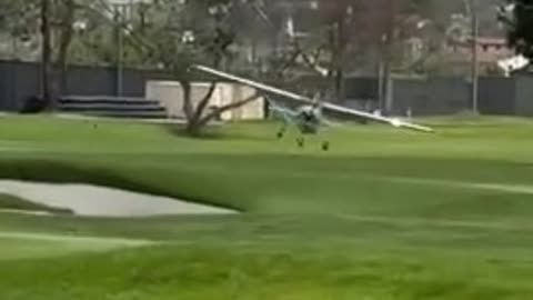 Emergency landing on golf course