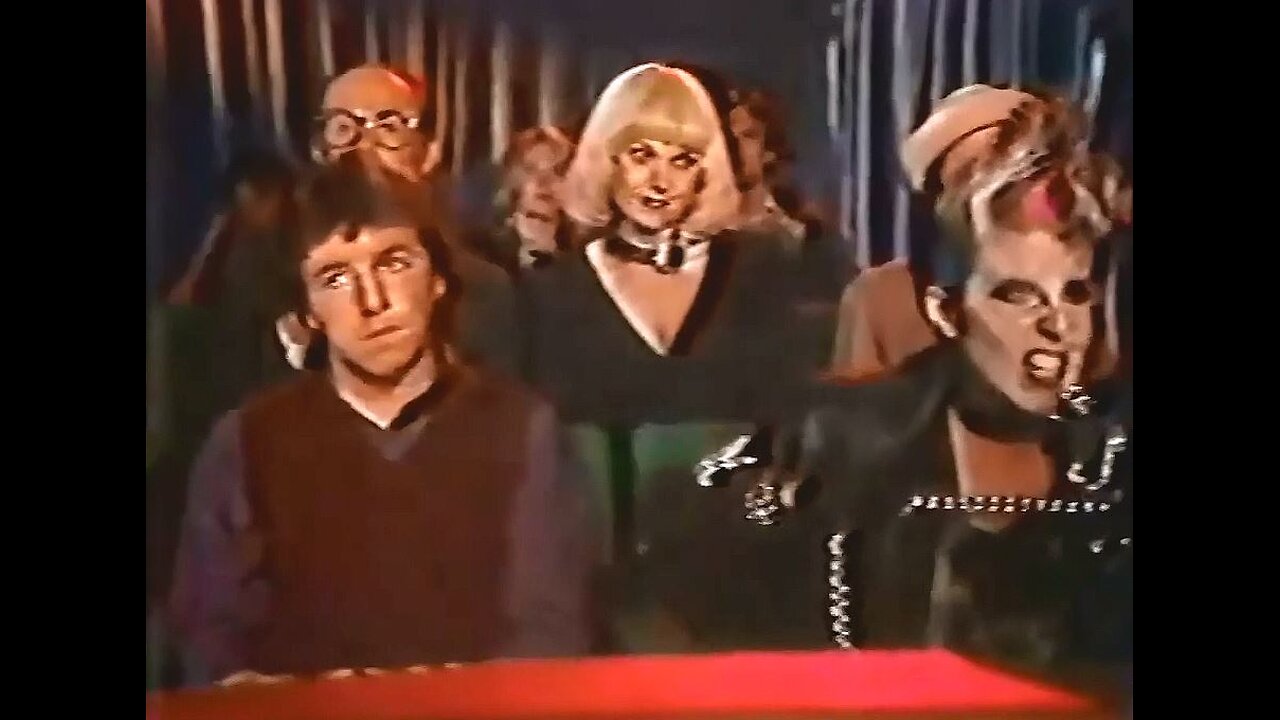 Jennifer Slept Here - TV Show - S01E03 - Not With My Date You Don't - 1983 - Comedy - 720p