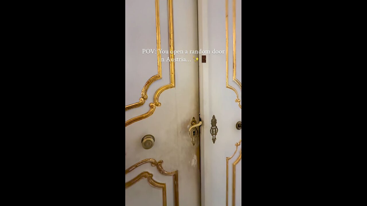 Opening a Random Door in Austria: What’s Behind the Mystery? 🚪🇦🇹