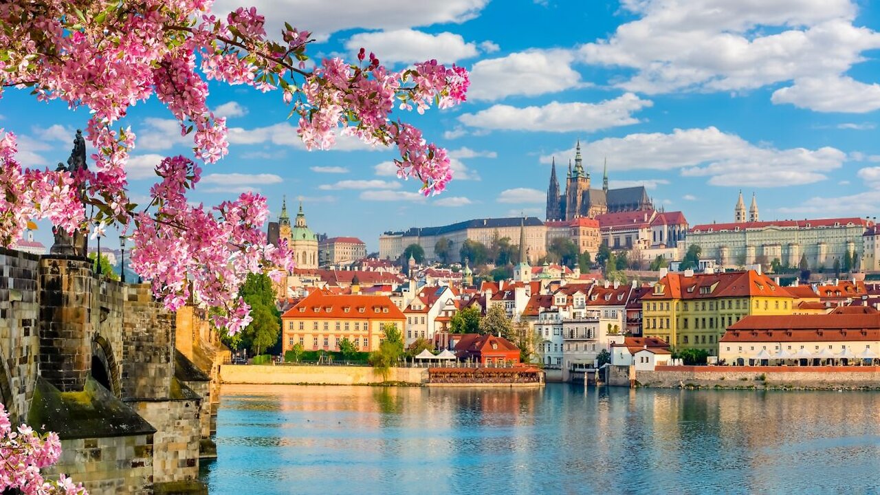Prague – Castles, Bridges & Bohemian Charm 🇨🇿✨