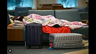 US Girds for Travel Chaos as Flights Are Slashed Over Govt Shutdown