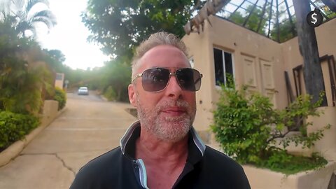 Jeff Berwick - Trump’s liberation day unleashed! Martial law, tariffs & the police state rolls out!