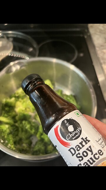 Two Ways to Make Broccoli: Chinese Stir-Fry or Italian Garlic Style