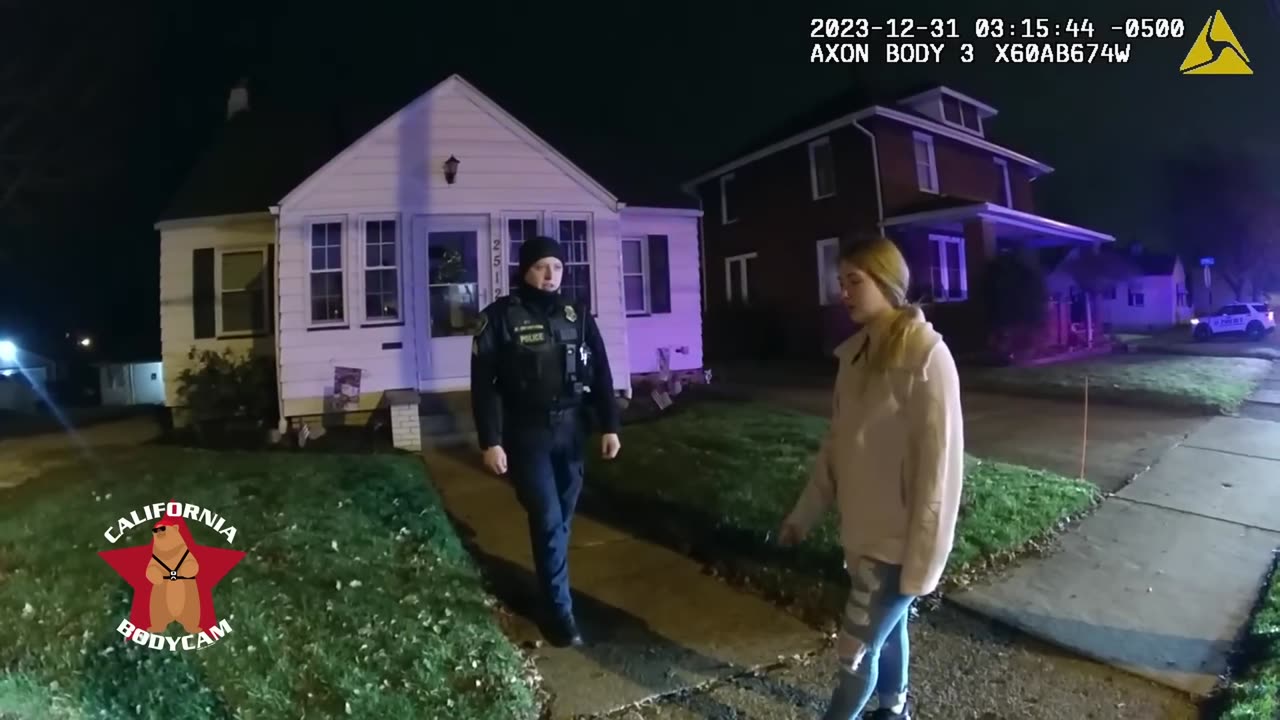 Drunk Screaming Banshee Kicks a Cop and Becomes a Felon