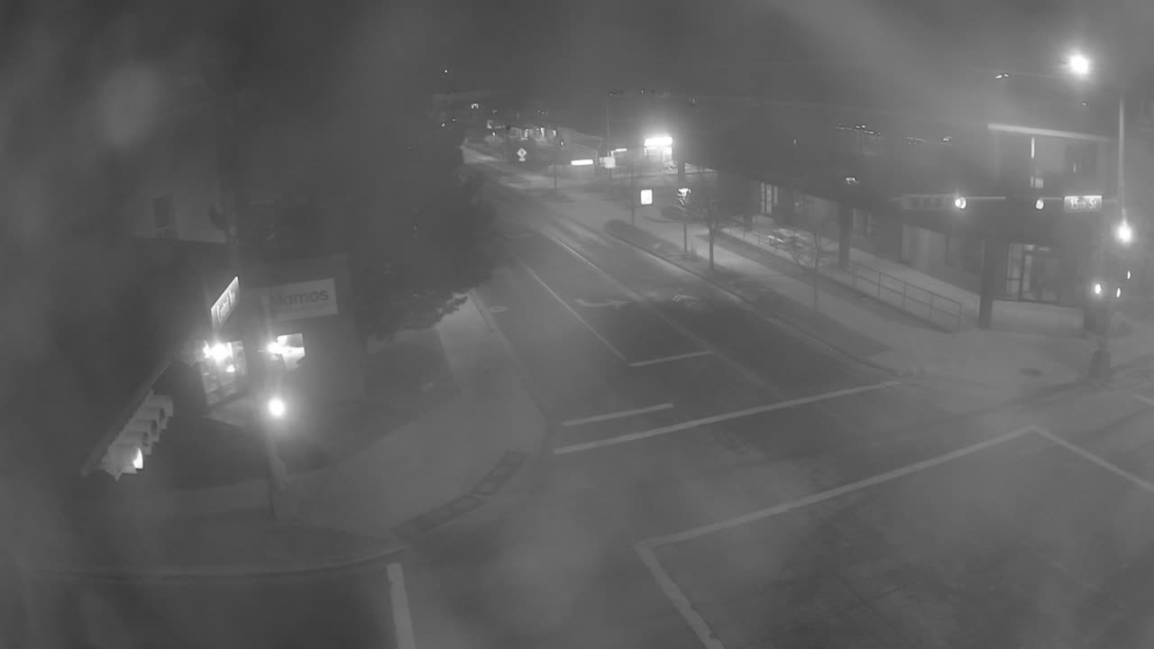 LAC MyDrive Central & 15th East