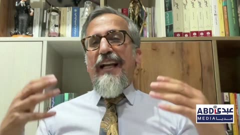 حسین بیات: انقلاب، گزینه‌ی مناسبی برای گذار به دموکراسی نیست