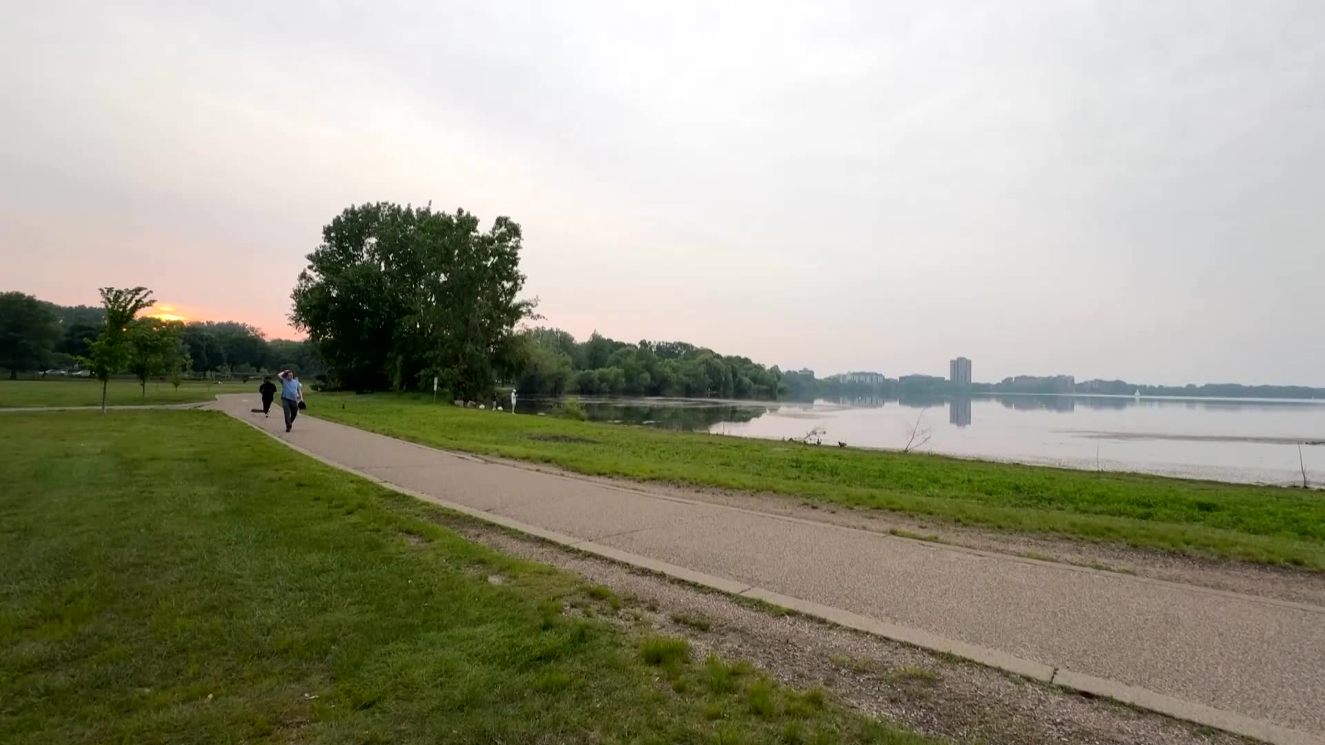 Smoke from Canadian wildfires spreads into US Midwest