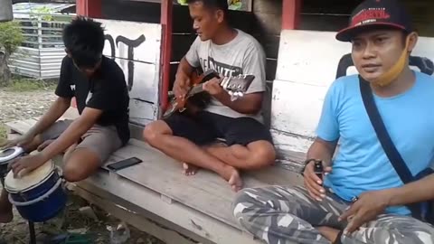 Chill Vibes: Karaoke Session with Friends