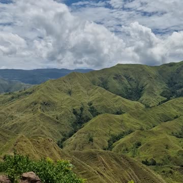 Expat in the Philippines | Morning View from Bukidnon 🌄🇵🇭