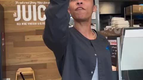 Feral Negress Harasses Jersey Mike's Employee Over Sammich Seeznin'