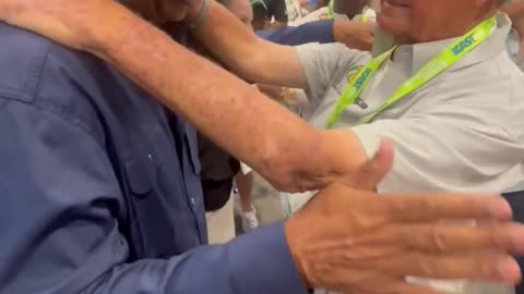 This was a moment 🔥💪🏻 @Bill_Dance1 #SteveHarvey #ICAST2025 #faithandfishing