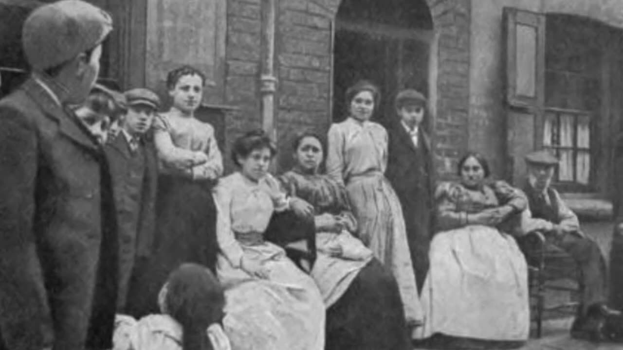White Slaves Of Whitechapel (Horrific Trafficking Of Women In Edwardian Era London) | Fact Feast