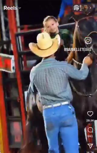 Barrel racing pipsqueak has some moves!