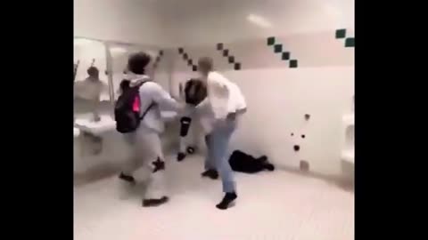 Best Viral Street Fight Compilation 2025 | Brutal KO Moments & Street Brawls"