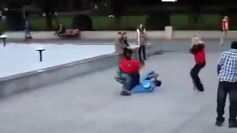 Brutal Street Fight Features Kung Fu Moves | Real Fight Caught on Camera