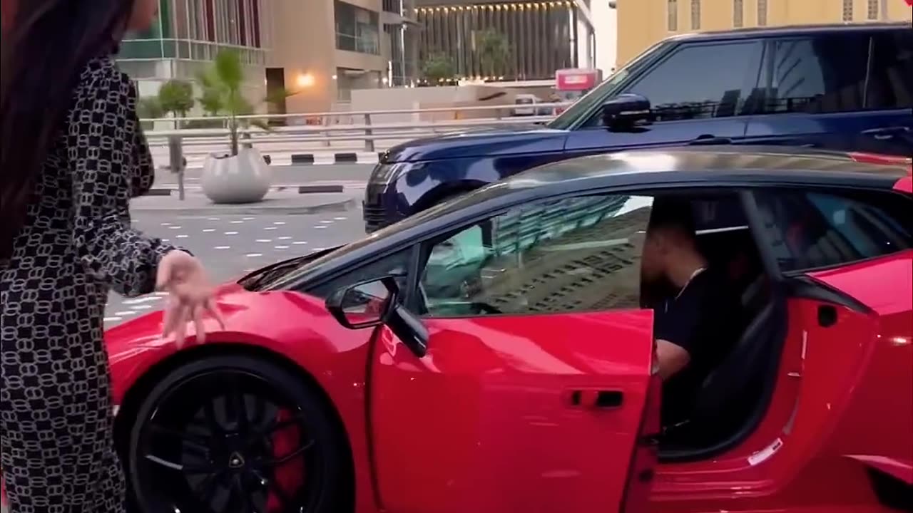 Girl vs lamborghini 🤮🤯 #funny #car #shorts #football 